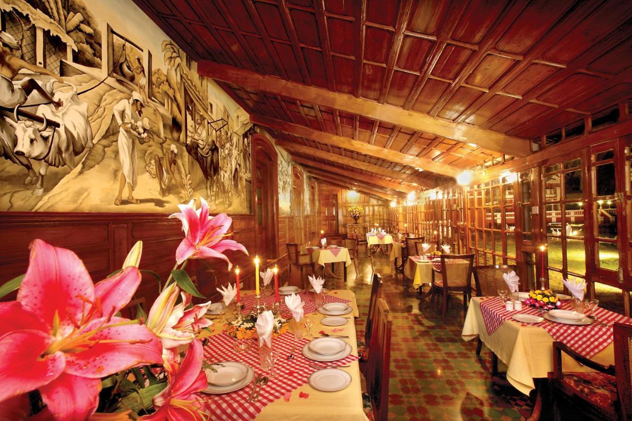 Welcomheritage Fernhills Royal Palace Ooty Buitenkant foto