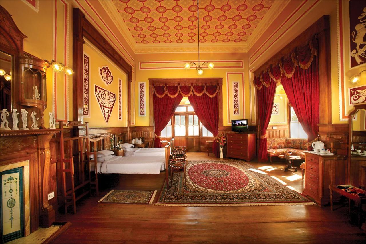 Welcomheritage Fernhills Royal Palace Ooty Buitenkant foto